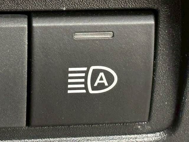 TOYOTA YARIS CROSS HYBRID 2023