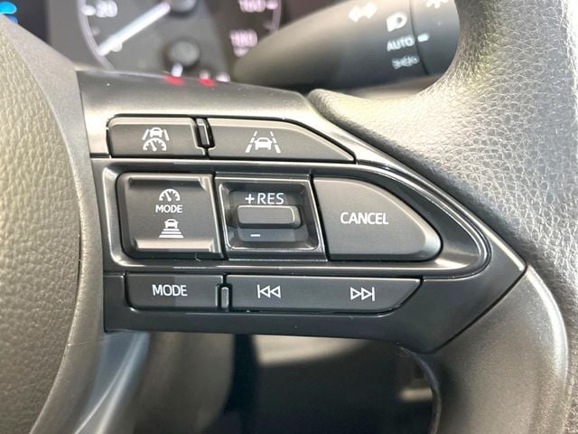 TOYOTA SIENTA HYBRID 2025