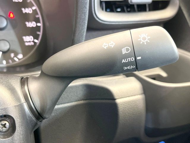 TOYOTA SIENTA HYBRID 2025