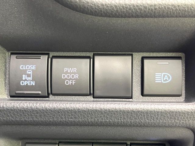 TOYOTA SIENTA HYBRID 2025