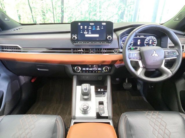 MITSUBISHI OUTLANDER PHEV 2023