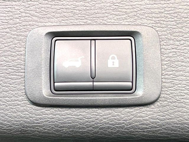 MITSUBISHI OUTLANDER PHEV 2023