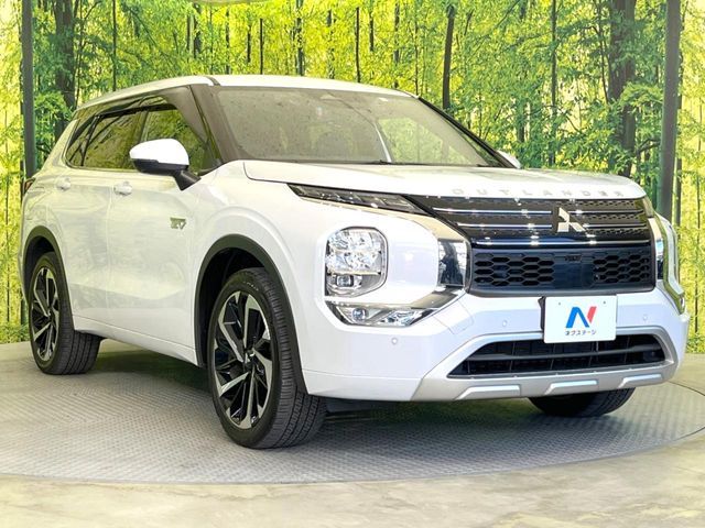 MITSUBISHI OUTLANDER PHEV 2023