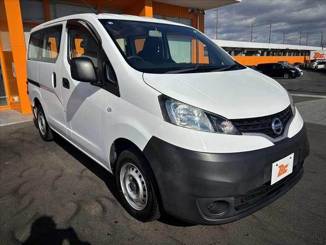 NISSAN NV200 VANETTE van 2017