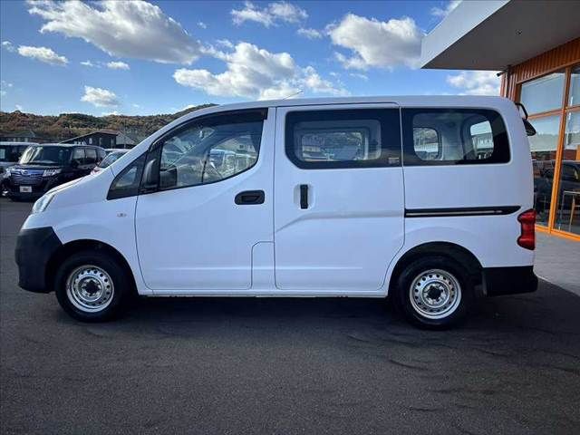 NISSAN NV200 VANETTE van 2017