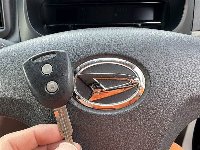 DAIHATSU MIRA e:S 2014