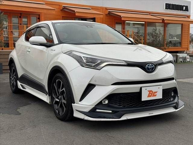 TOYOTA C-HR 2019