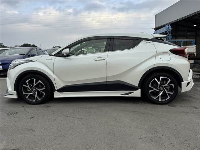 TOYOTA C-HR 2019