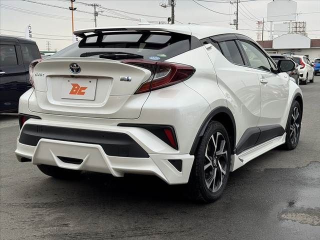 TOYOTA C-HR 2019