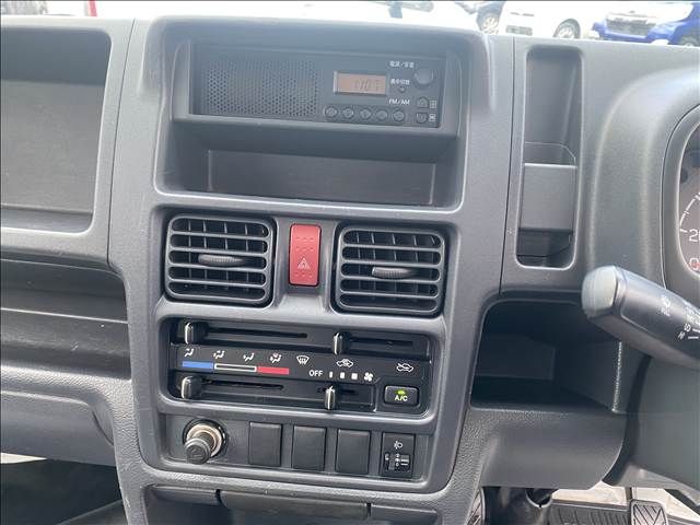 NISSAN NT100 CLIPPER 2015