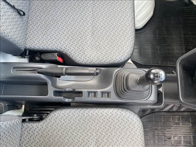 NISSAN NT100 CLIPPER 2015