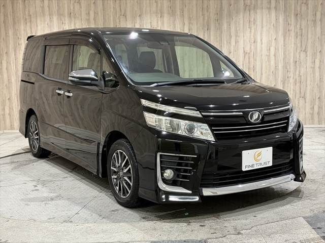TOYOTA VOXY 2016