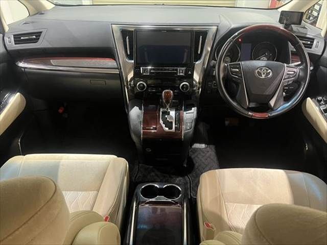 TOYOTA ALPHARD 2017