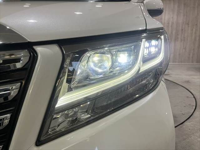 TOYOTA ALPHARD 2017