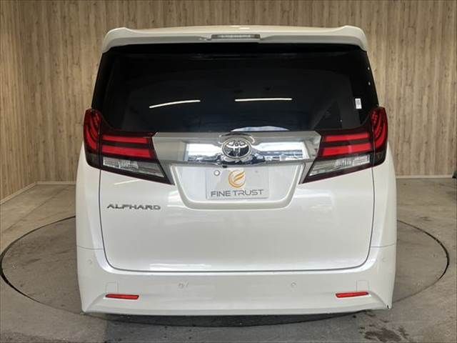 TOYOTA ALPHARD 2017