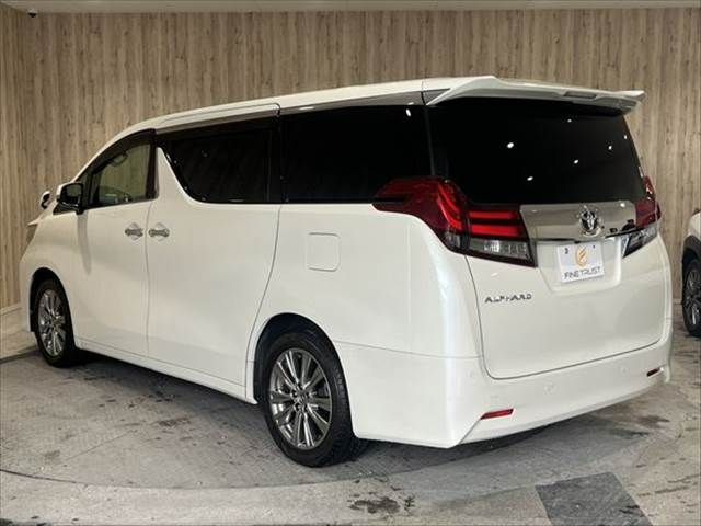 TOYOTA ALPHARD 2017