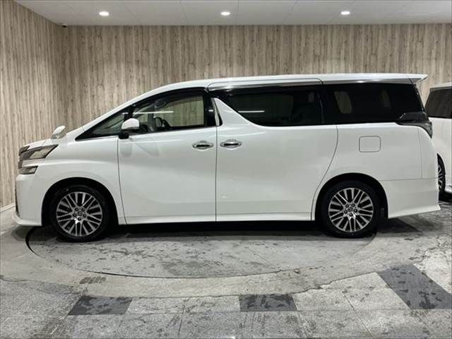 TOYOTA VELLFIRE 2015