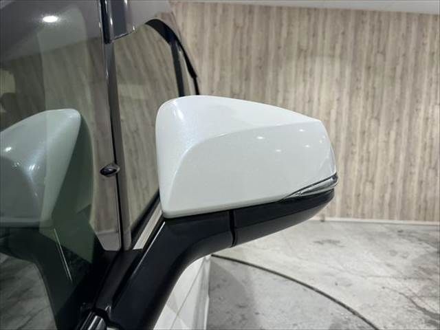 TOYOTA VELLFIRE 2015