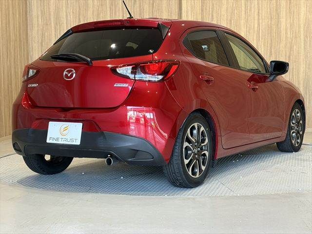 MAZDA DEMIO 2015