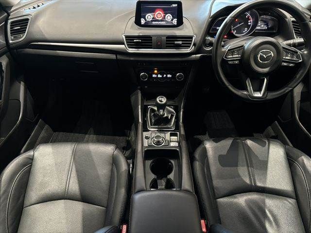 MAZDA AXELA SPORTS 2016