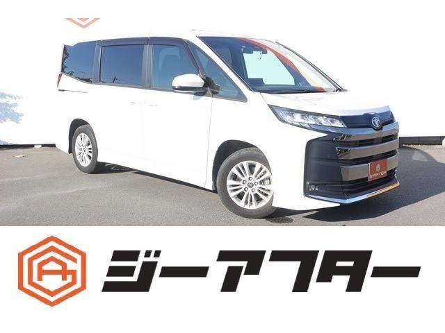 TOYOTA NOAH 2022