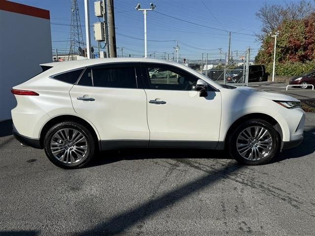 TOYOTA HARRIER HYBRID 2021