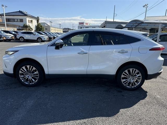 TOYOTA HARRIER HYBRID 2021