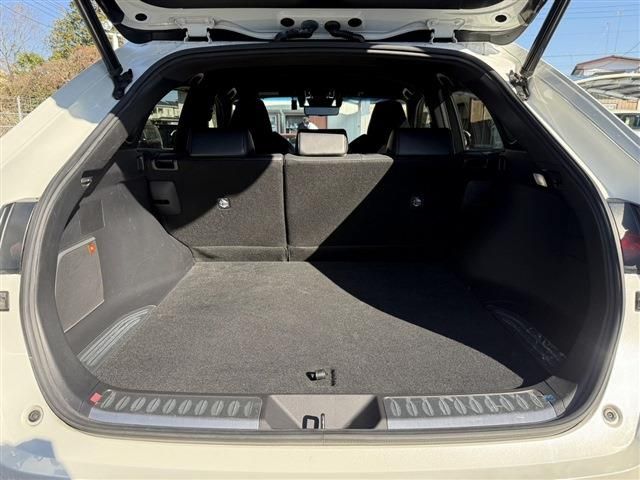 TOYOTA HARRIER HYBRID 2021