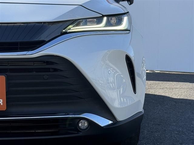TOYOTA HARRIER HYBRID 2021