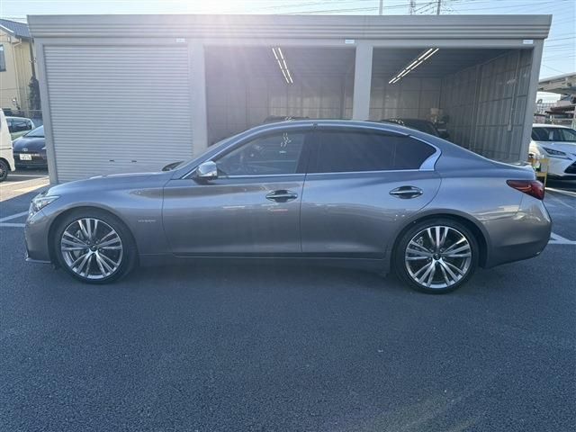 NISSAN SKYLINE HYBRID 2018