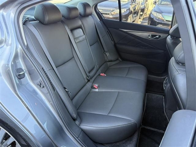 NISSAN SKYLINE HYBRID 2018