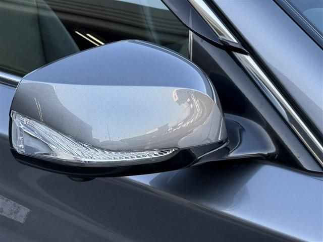 NISSAN SKYLINE HYBRID 2018