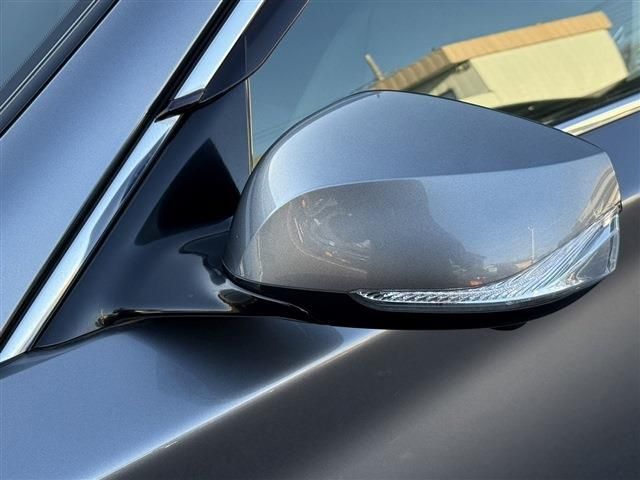 NISSAN SKYLINE HYBRID 2018