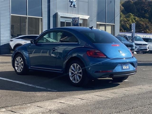 VOLKSWAGEN VOLKSWAGEN The BEETLE 2017