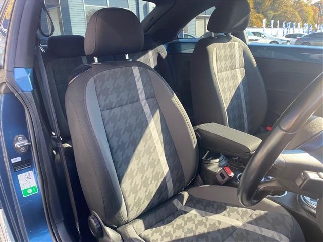 VOLKSWAGEN VOLKSWAGEN The BEETLE 2017