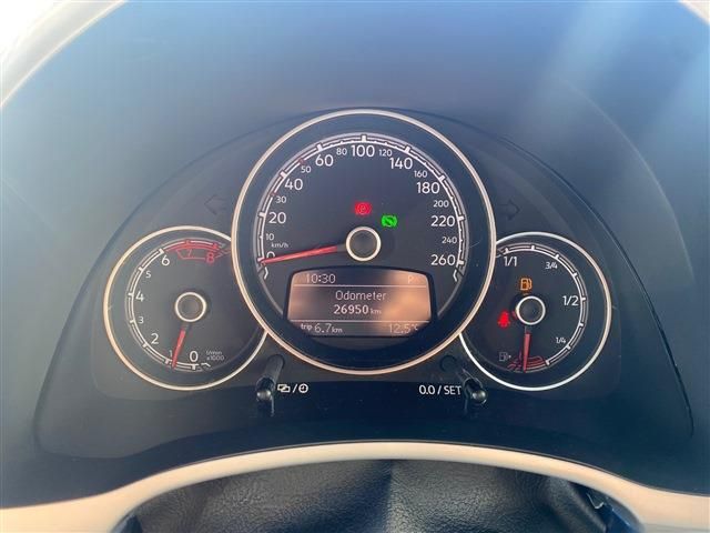 VOLKSWAGEN VOLKSWAGEN The BEETLE 2017