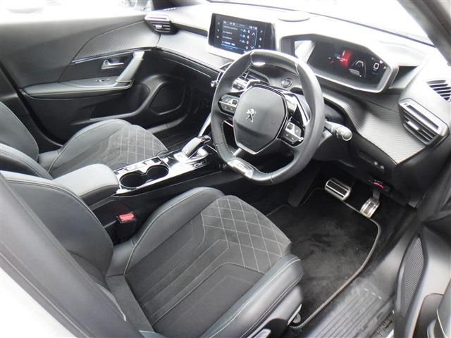 PEUGEOT PEUGEOT 2008 2021