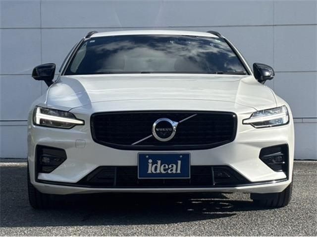 VOLVO VOLVO V60 2021