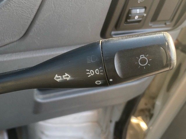 MITSUBISHI MINICAB truck 2009