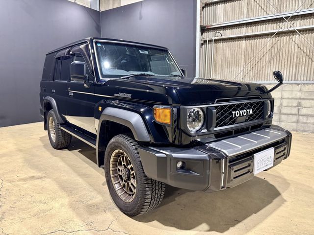 TOYOTA LANDCRUISER 70 2024