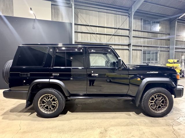 TOYOTA LANDCRUISER 70 2024