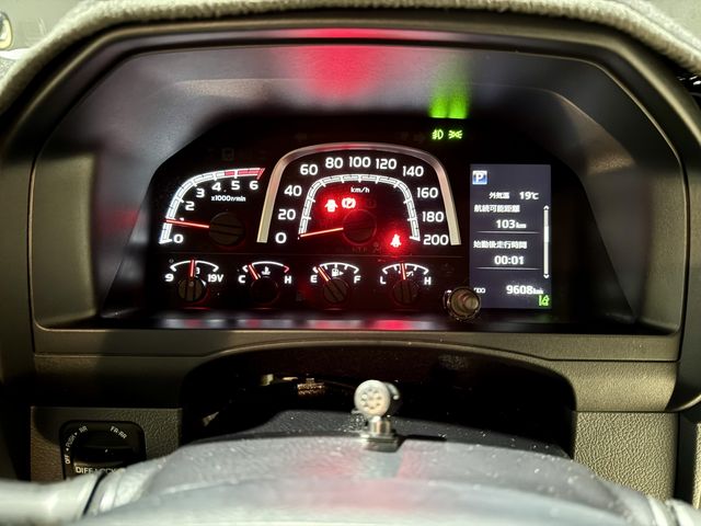 TOYOTA LANDCRUISER 70 2024