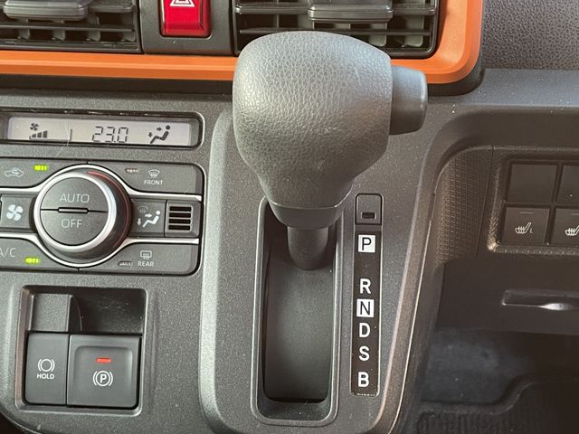 DAIHATSU TANTO FAN CROSS 2022