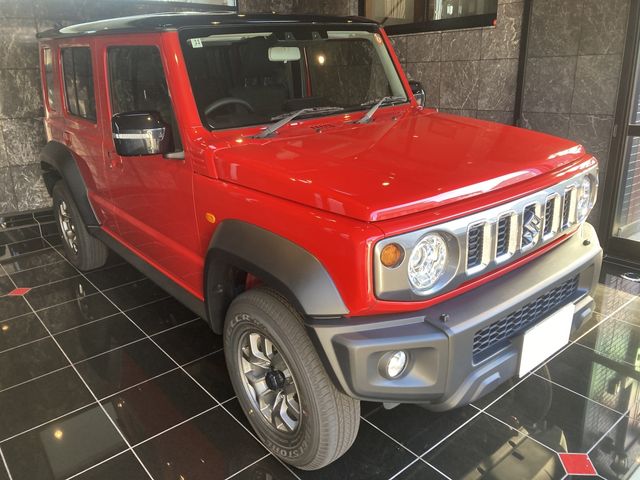 SUZUKI JIMNY NOMADE 2025