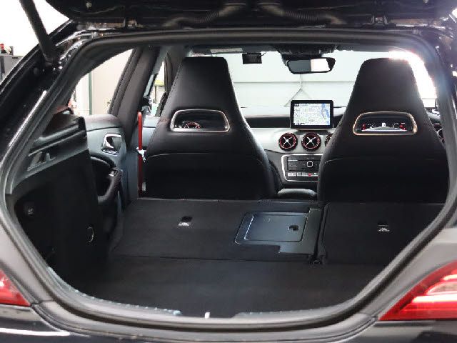 MERCEDES BENZ MERCEDES AMG CLA Shooting Brake 2018