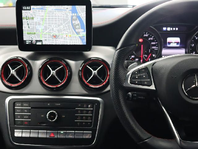 MERCEDES BENZ MERCEDES AMG CLA Shooting Brake 2018