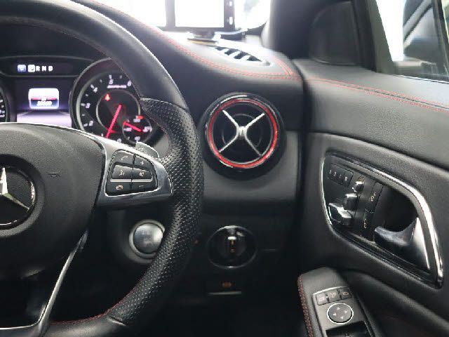 MERCEDES BENZ MERCEDES AMG CLA Shooting Brake 2018