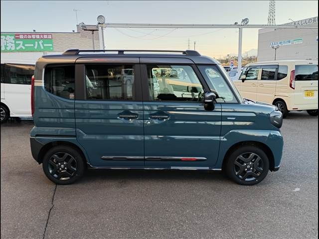 SUZUKI Spacia GEAR 4WD 2024