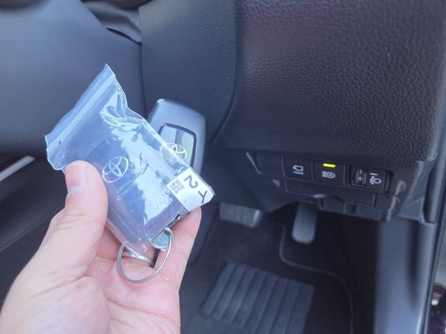 TOYOTA COROLLA CROSS 2023