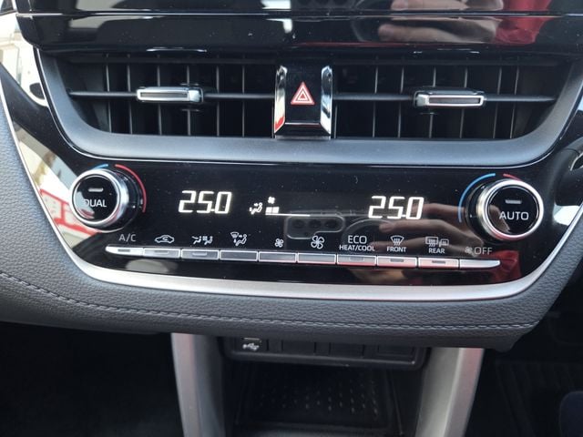 TOYOTA COROLLA CROSS 2023